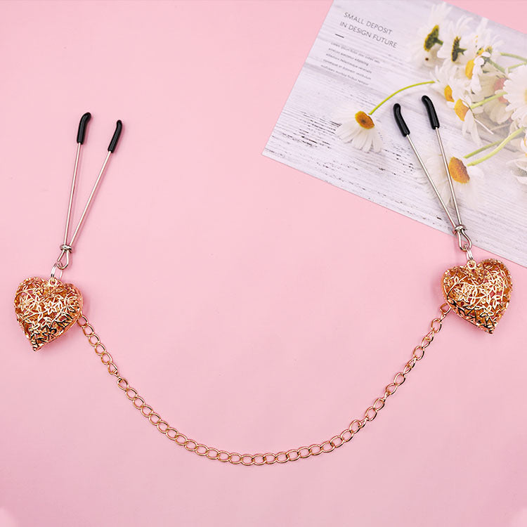 ove Chain Plug with Clamps & Bell – Sensual Toy for Women